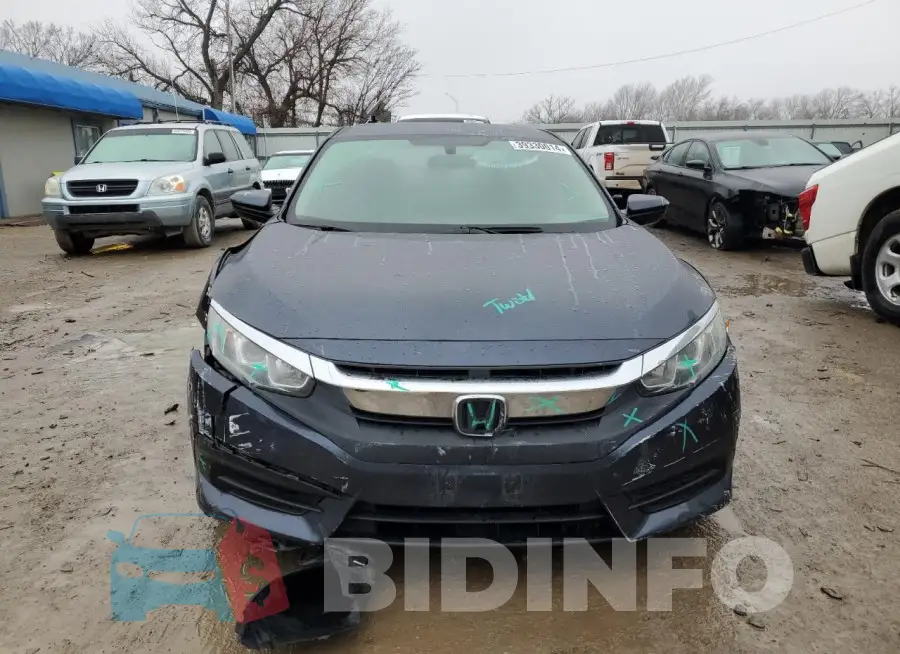 19XFC2F52HE076337 Photo# 5