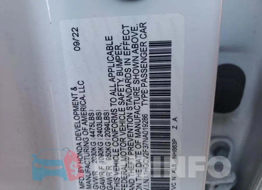 1HGCV2F37NA019286 Photo# 13