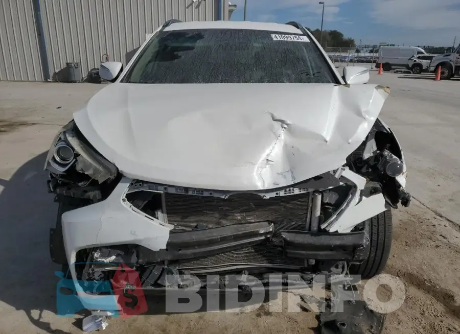 5NMZU3LB7JH070249 Photo# 5
