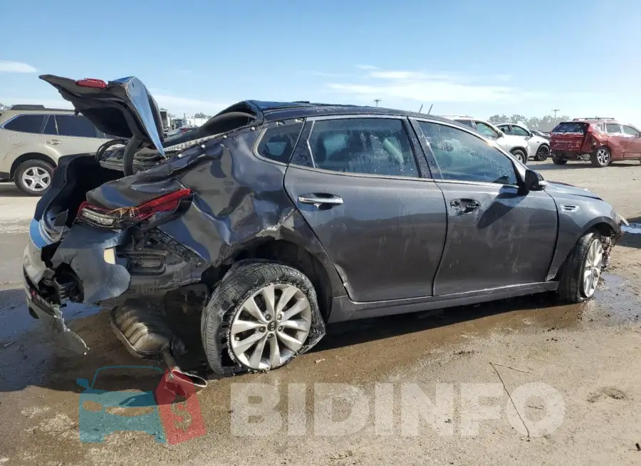 5XXGT4L30JG241608 Photo# 3