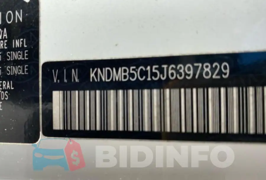 KNDMB5C15J6397829 Photo# 10