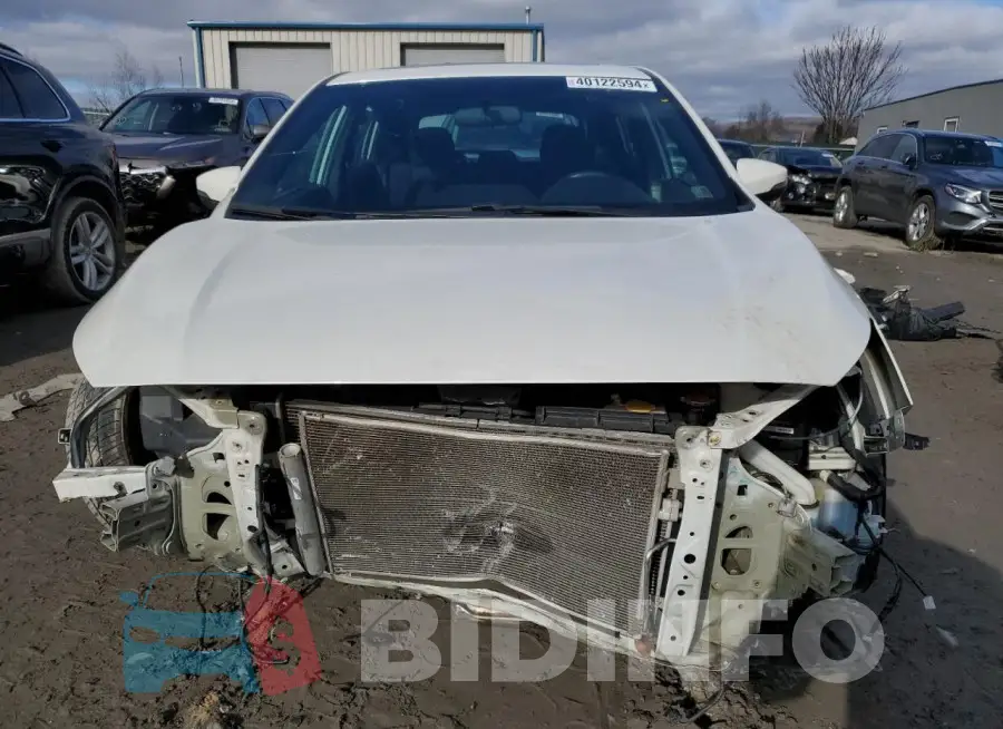 4S3GTAL68J3700036 Photo# 5