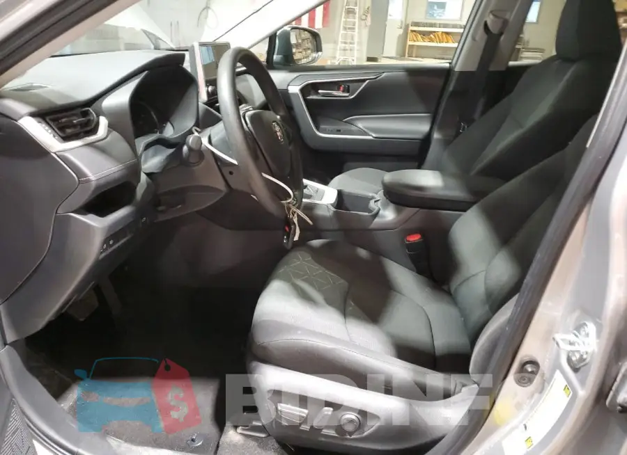 2T3W1RFV6PW262013 Photo# 7