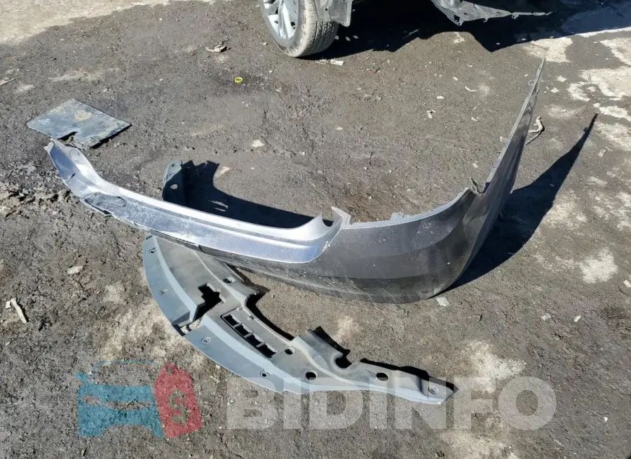 4T1BF1FK6FU025181 Photo# 12