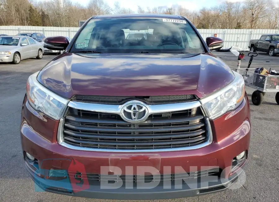 5TDBKRFH8GS322784 Photo# 5