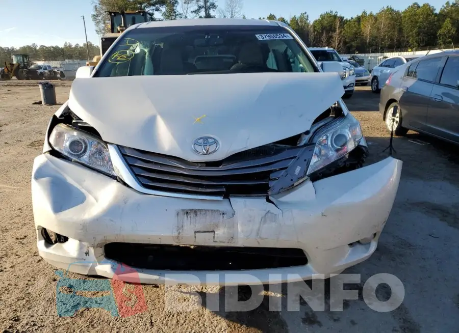5TDDZ3DCXHS172915 Photo# 5