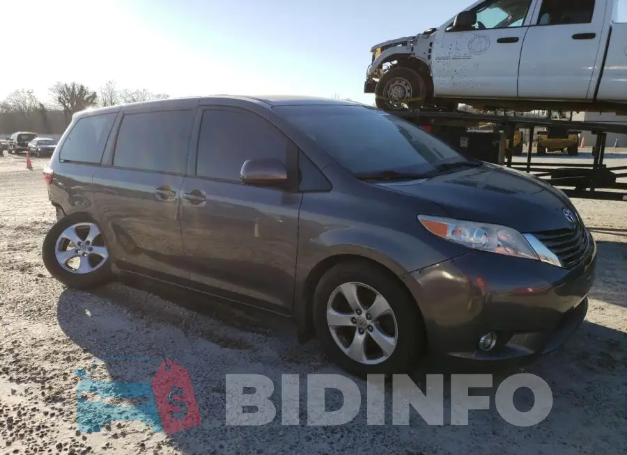 5TDZK3DC4FS570791 Photo# 4
