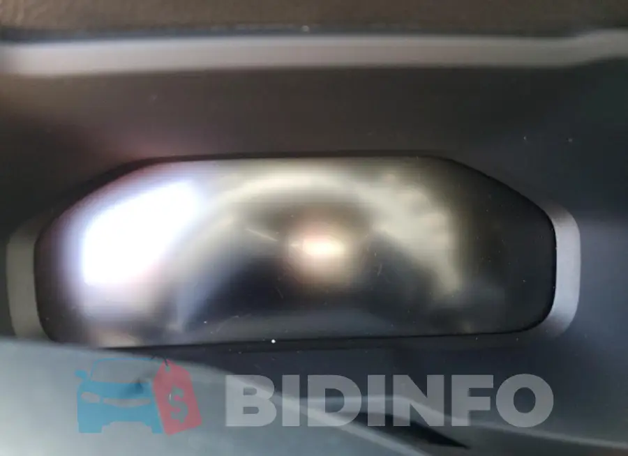 JTMFB3FV2PD156584 Photo# 9