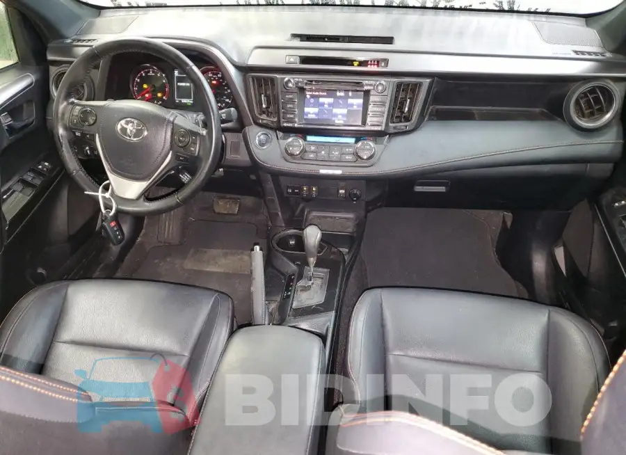 JTMJFREV4JD256373 Photo# 8