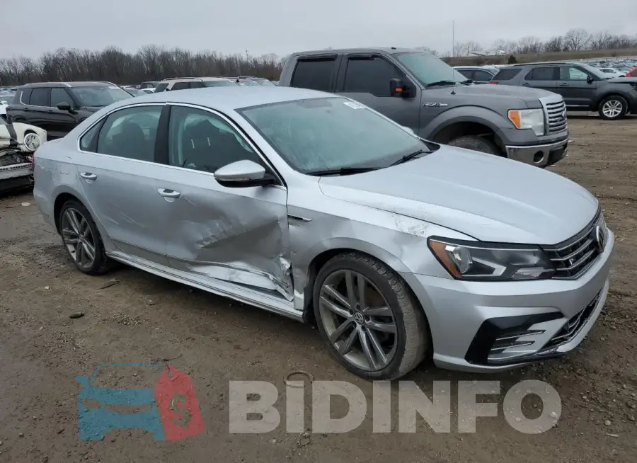 1VWDT7A35HC065055 Photo# 4