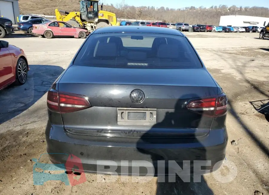 3VW167AJ7GM347865 Photo# 6
