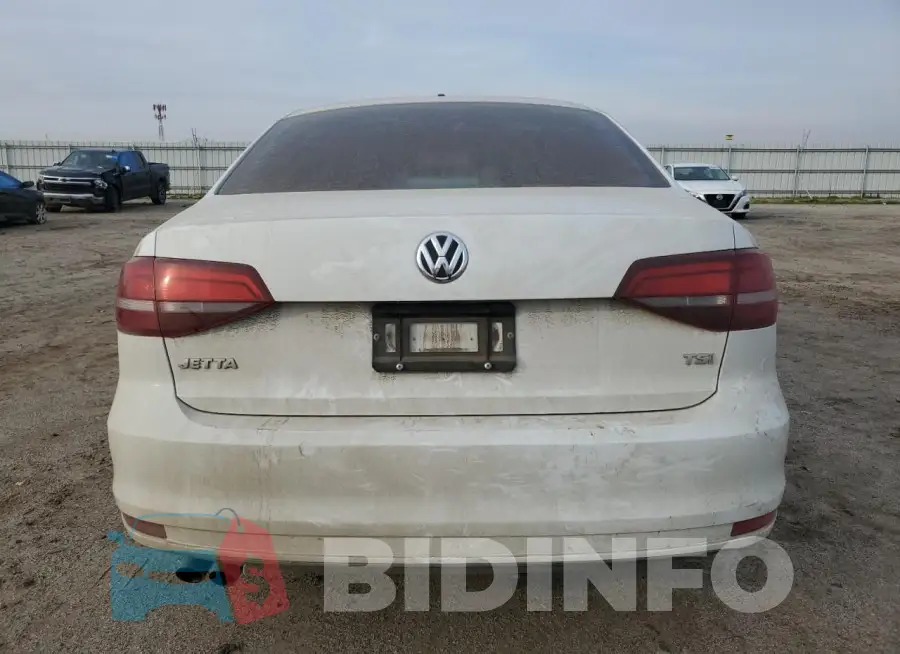 3VW267AJ2GM261450 Photo# 6