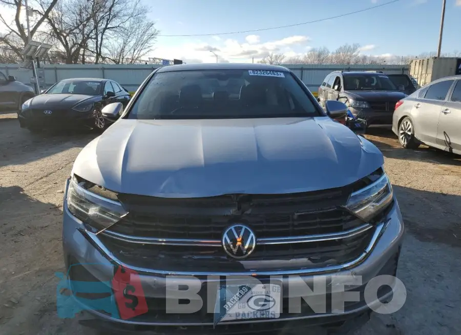 3VW7M7BU2NM013104 Photo# 5