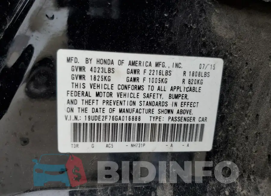 19UDE2F76GA016888 Photo# 12