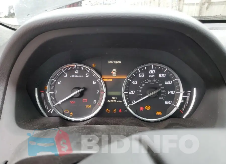 19UUB1F37JA008337 Photo# 9
