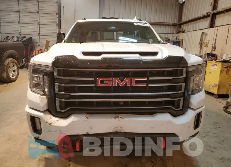 1GT49PEYXPF143219 Photo# 5