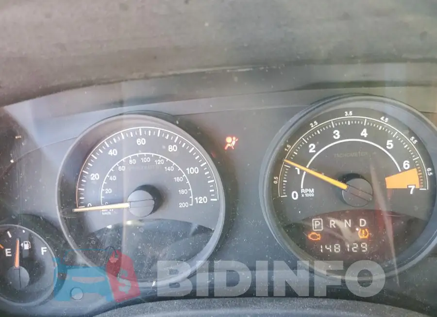 1C4NJCBA8FD263025 Photo# 9
