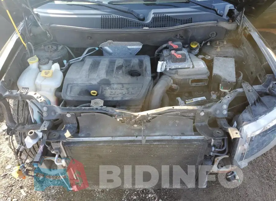 1C4NJDEB4HD128699 Photo# 12