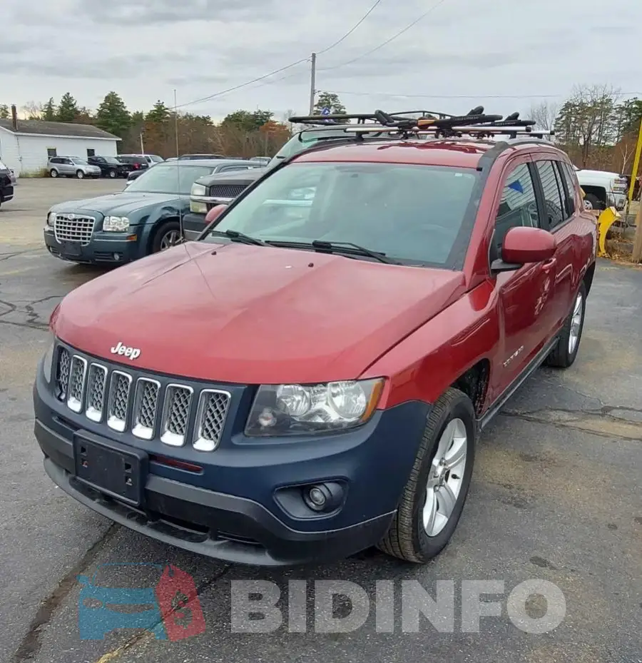 1C4NJDEB8FD284094 Photo# 2
