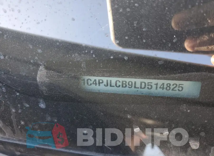 1C4PJLCB9LD514825 Photo# 12