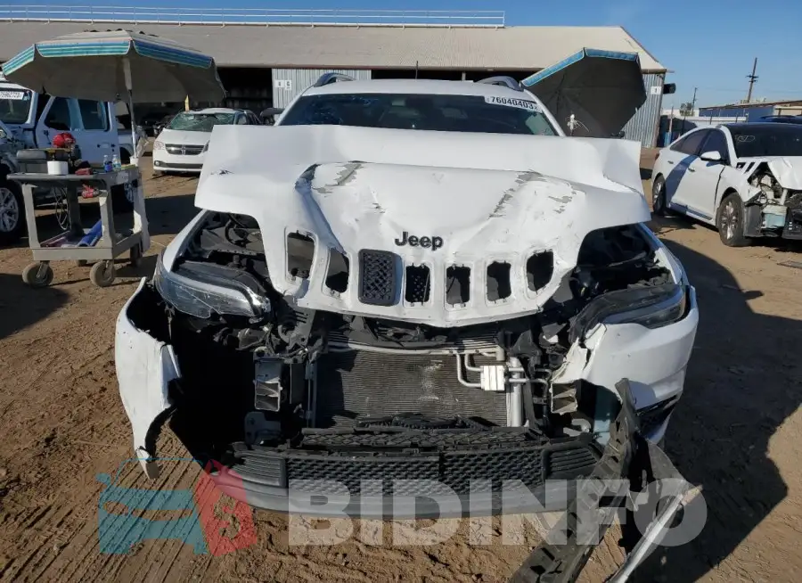 1C4PJLCB9LD514825 Photo# 5