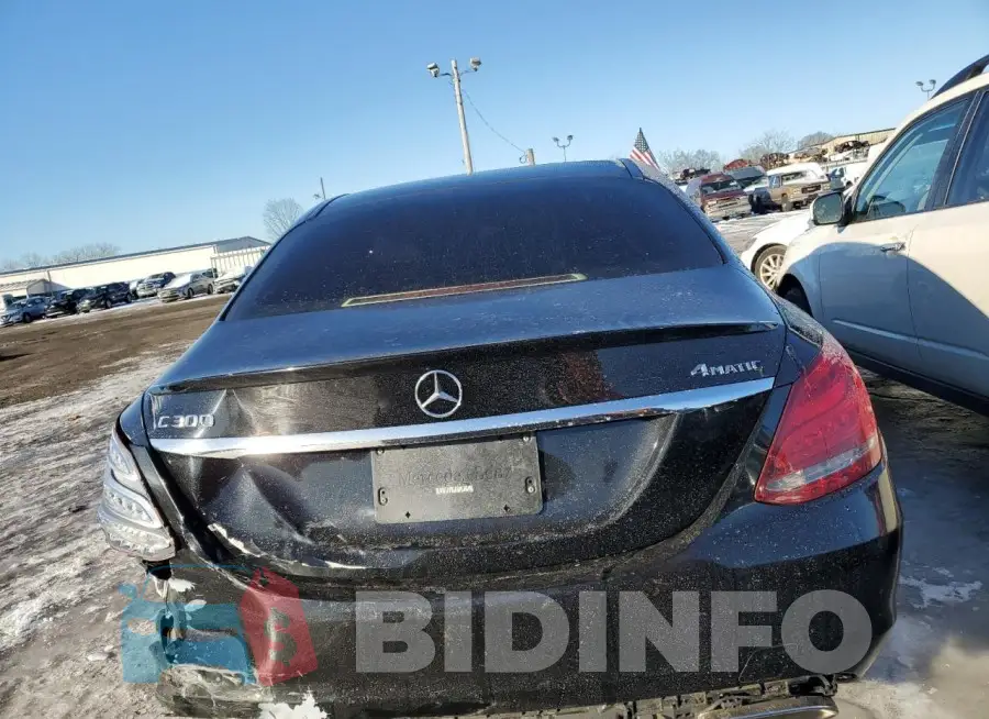 55SWF4KB4GU169057 Photo# 6