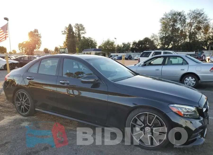 W1KWF8DBXLR598574 Photo# 4