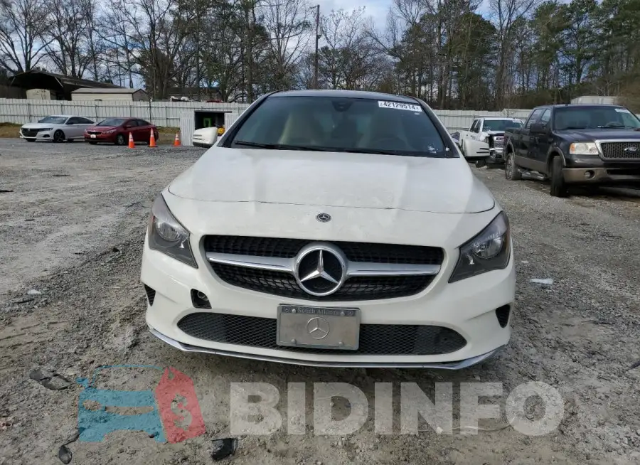 WDDSJ4EB9JN535734 Photo# 5