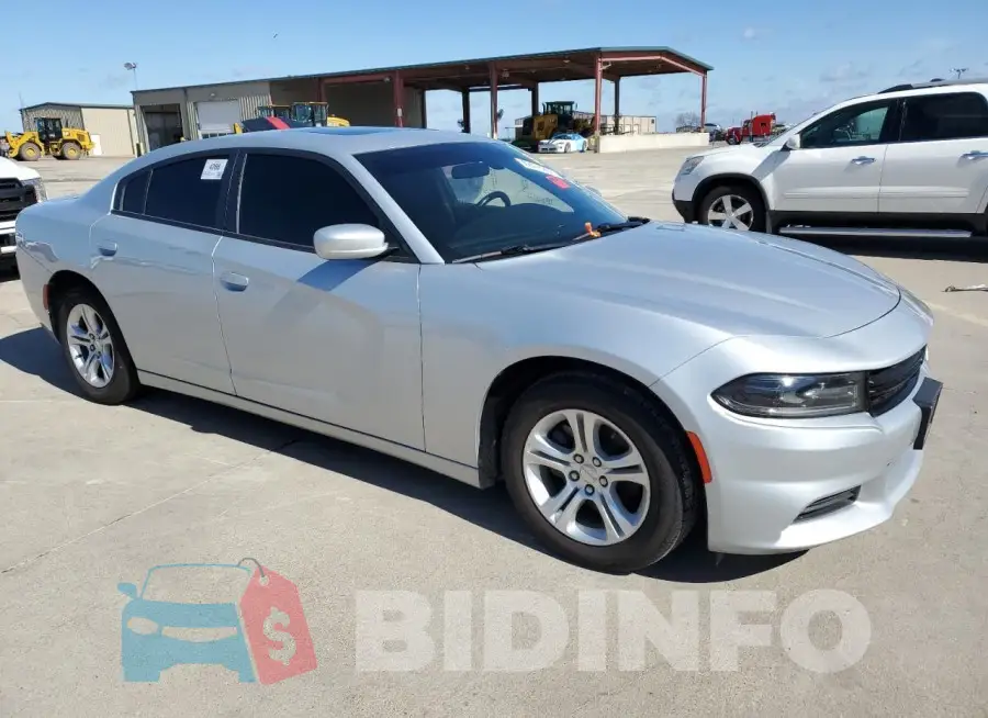 2C3CDXBG4KH695414 Photo# 4