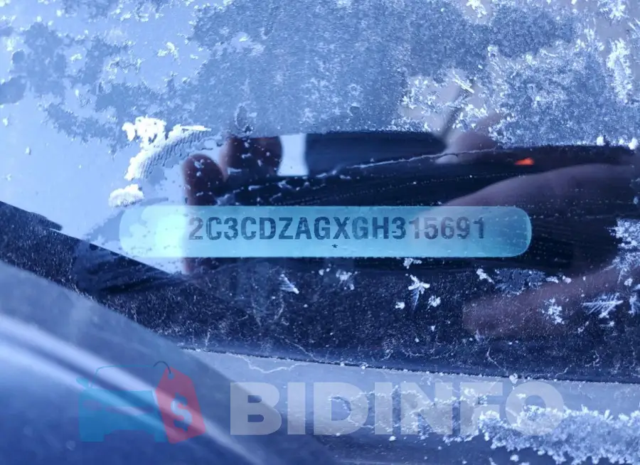2C3CDZAGXGH315691 Photo# 12