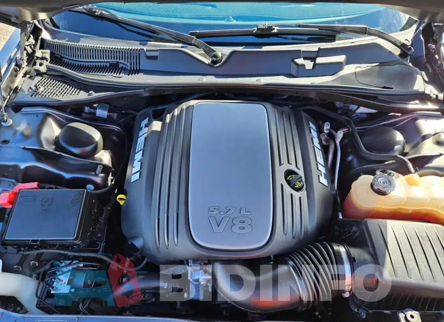 2C3CDZBT6LH174379 Photo# 7