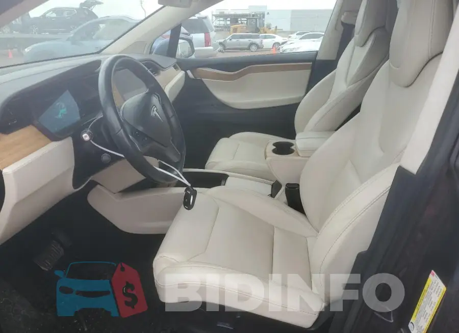 5YJXCDE2XKF183676 Photo# 7