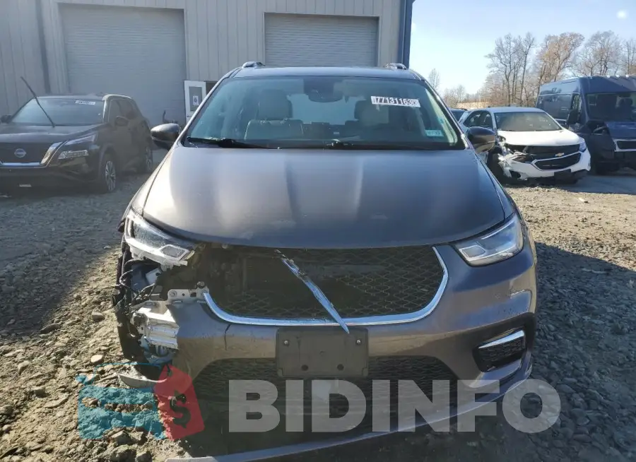 2C4RC1BGXMR575152 Photo# 5