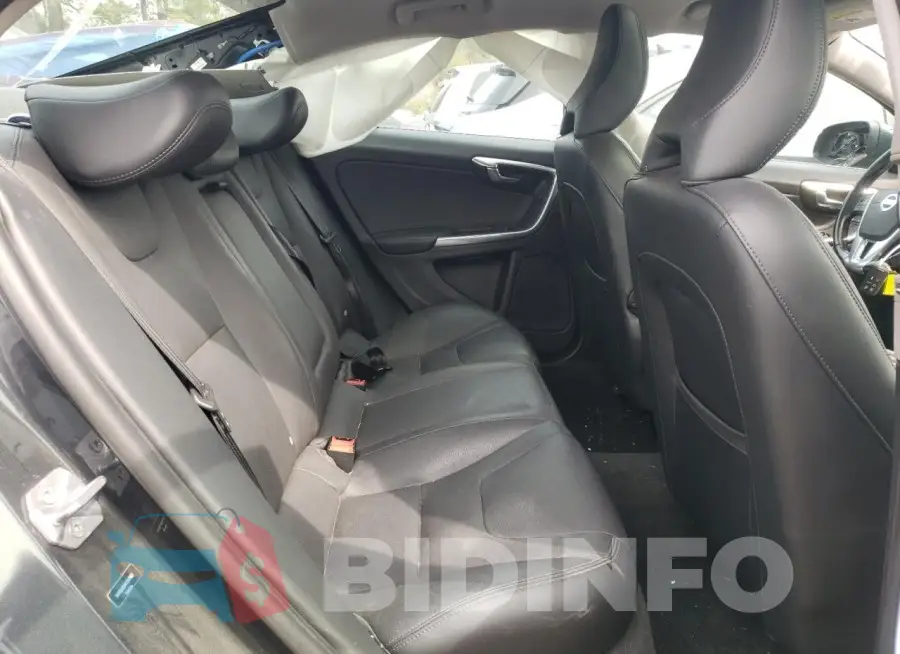 YV1612TB9F2300157 Photo# 10