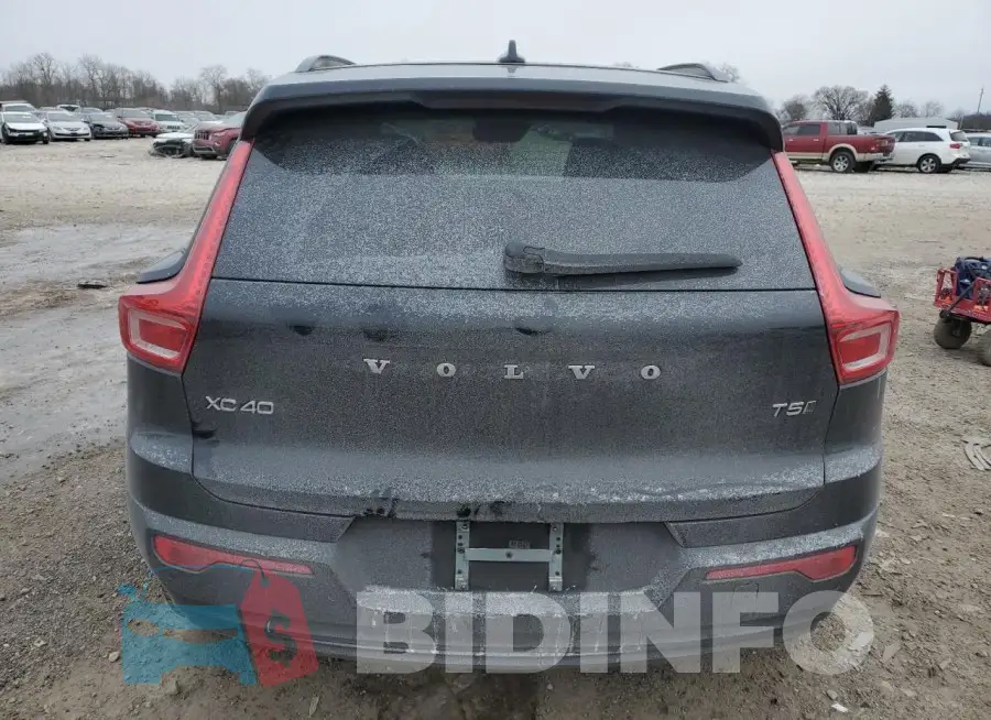 YV4162UM7M2415500 Photo# 6