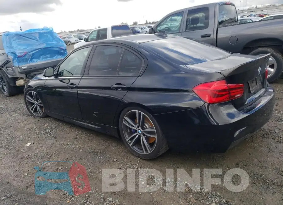 WBA8B3G32HNU36083 Photo# 2