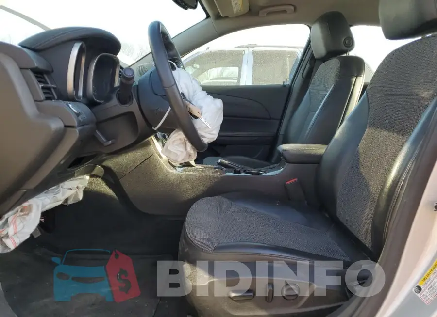 1G11D5SL1FF300626 Photo# 7