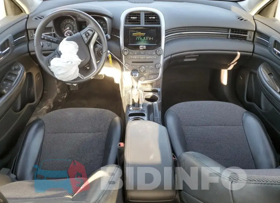 1G11D5SL1FF300626 Photo# 8