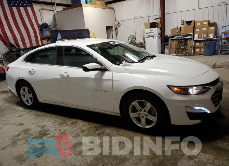 1G1ZD5ST0NF175569 Photo# 4
