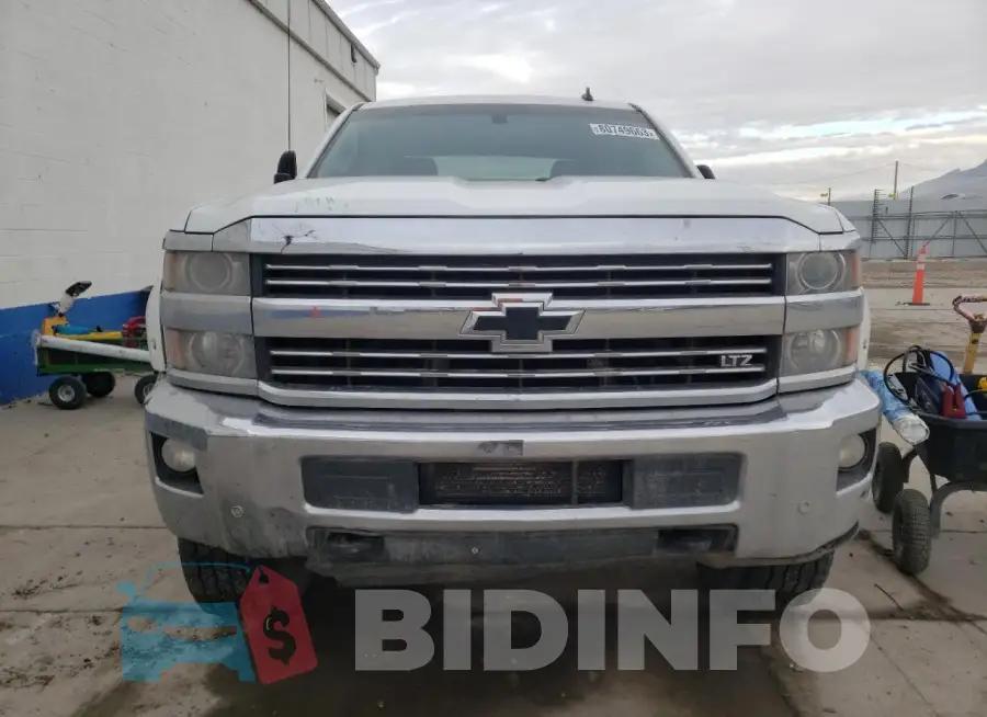 1GC1KWE81FF103417 Photo# 5