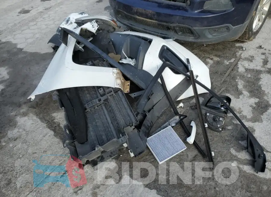 1GCHSCEA6G1282200 Photo# 12