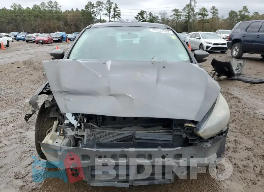 1FADP3M28HL226121 Photo# 5