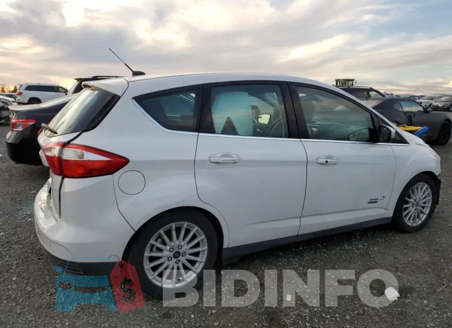 1FADP5CU0GL112417 Photo# 3