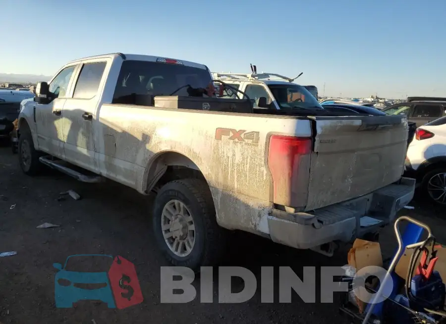 1FT7W2BT7JEB18924 Photo# 2