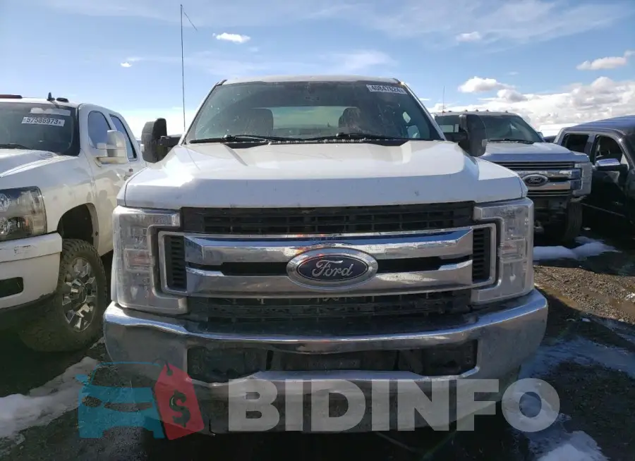 1FT7W2BT7JEB18924 Photo# 5