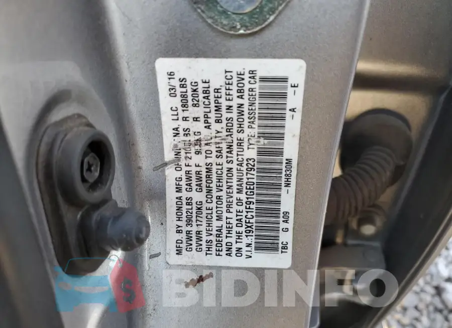 19XFC1F91GE017923 Photo# 12