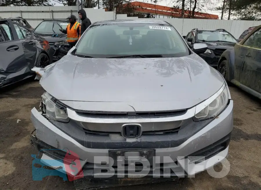 19XFC2F56GE238324 Photo# 5
