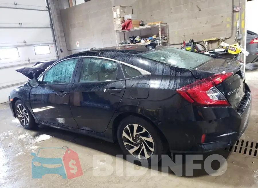 19XFC2F72HE081023 Photo# 2