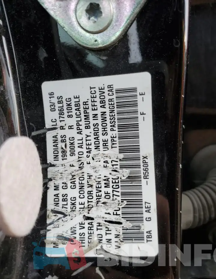 19XFC2F77GE043172 Photo# 12