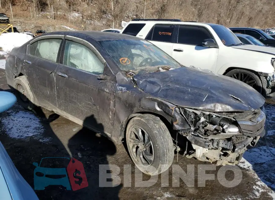 1HGCR2F31HA157981 Photo# 4